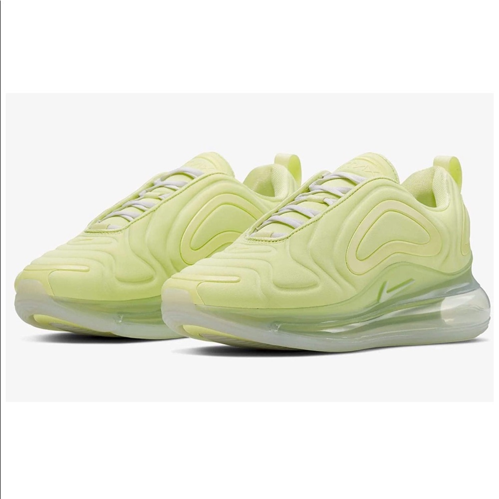NWT Nike Air Max 720 SE Luminous Green Women